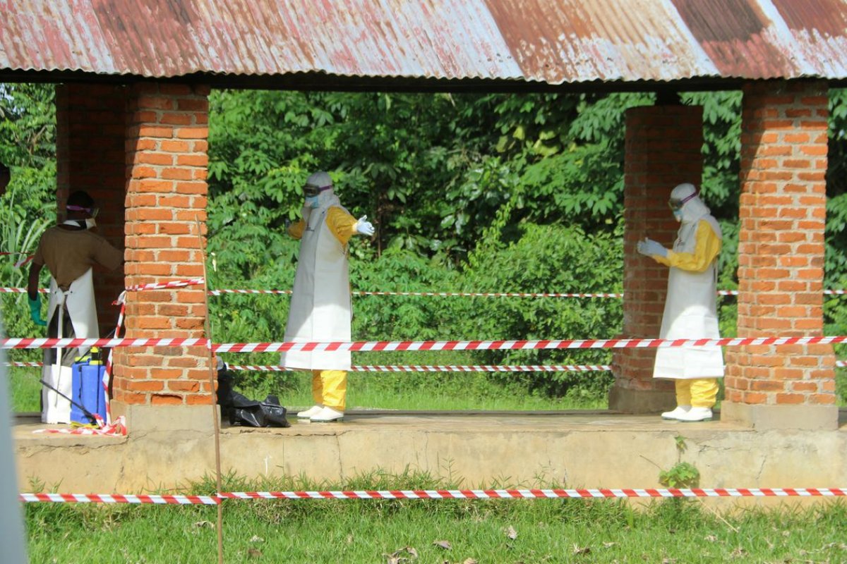Alerta: Unicef declara que crianças no Congo ficaram órfãs devido ao ebola
