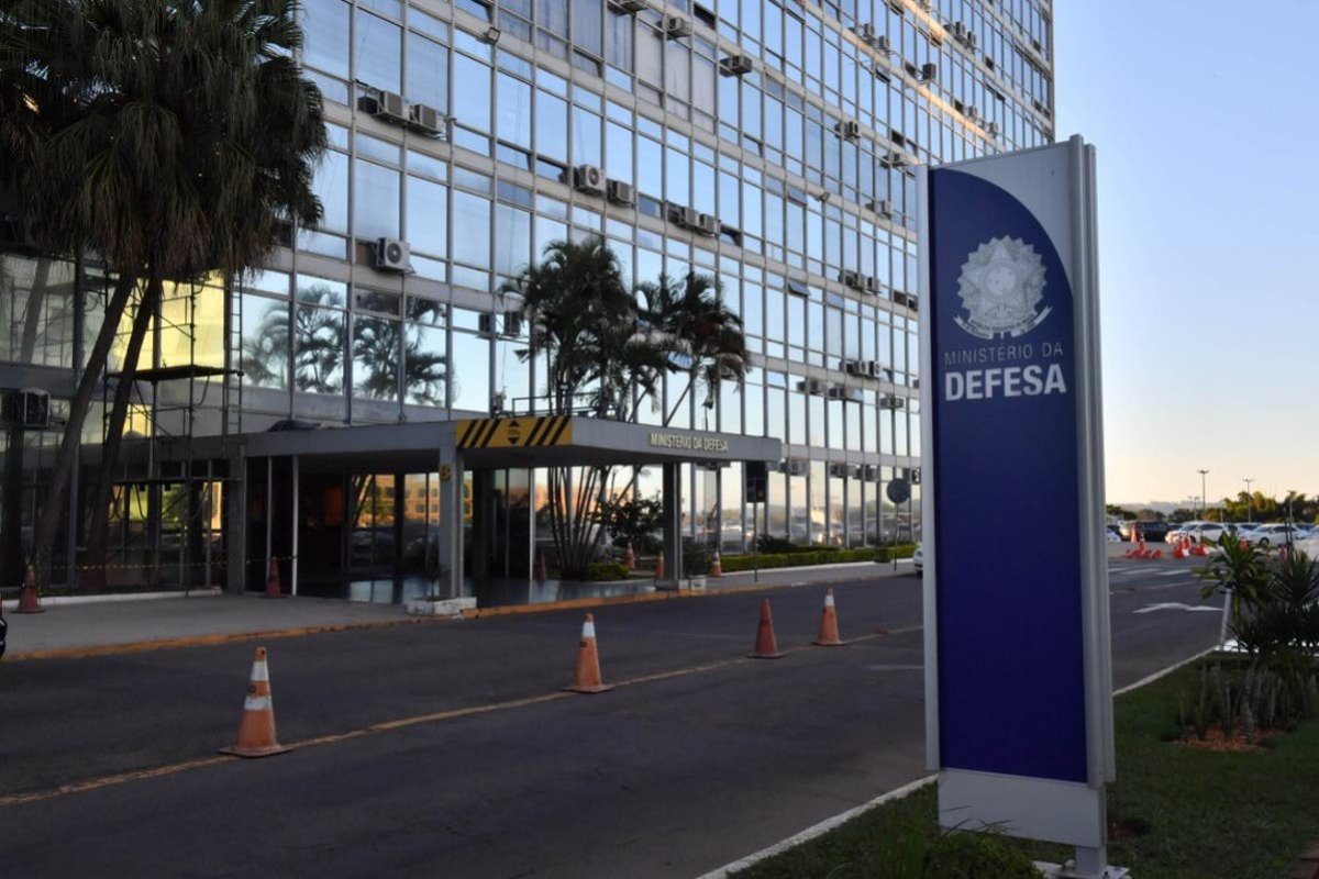 "Potencial energético", justifica Ministério da Defesa sobre compra milionária de leite condensado