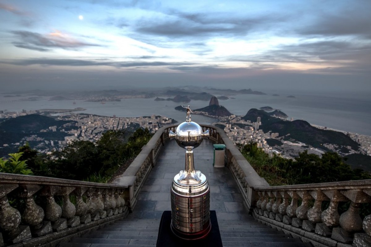 Final da Libertadores terá pausa para reidratação caso temperatura supere 32ºC