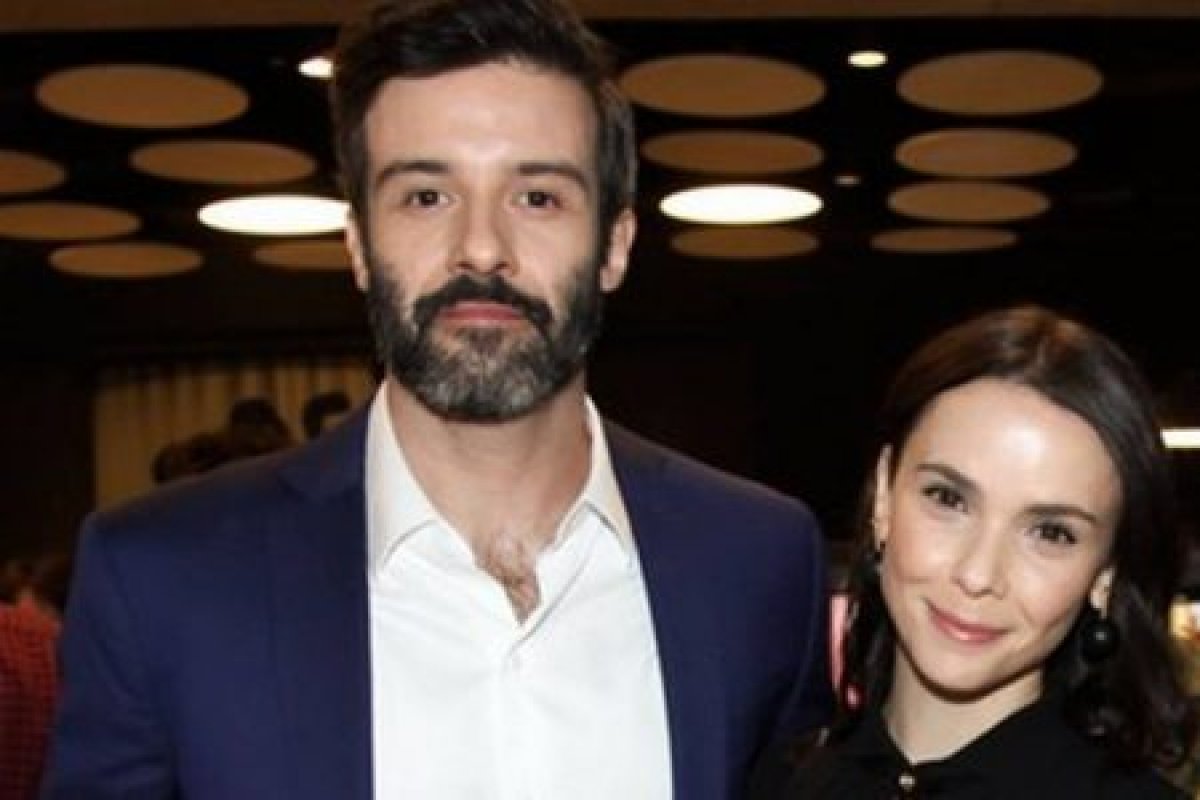 Acaba o namoro de Débora Falabella e Gustavo Vaz