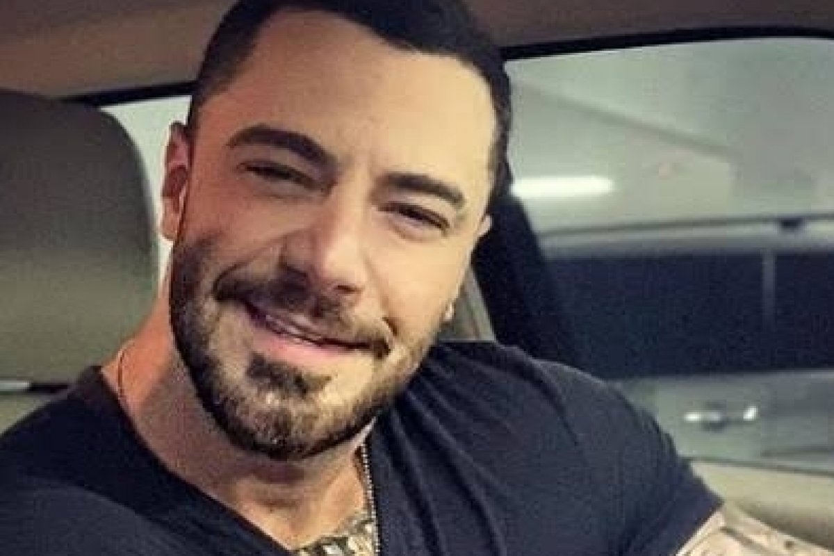 Felipe Titto poderá ser o próximo apresentador de "A Fazenda"