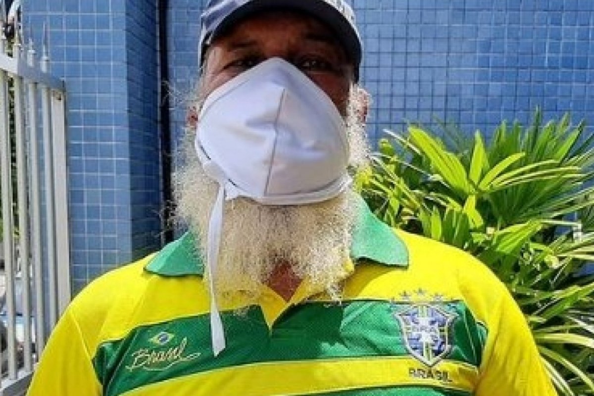 Defensoria Pública entra com ação contra Marcell Moraes por agressão a idoso