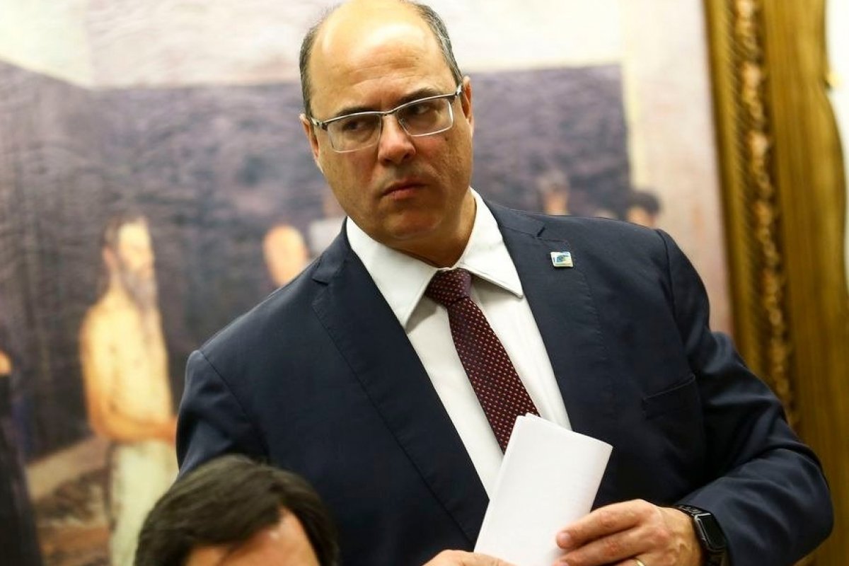 Governador do Rio diz que culpa de mortes de inocentes é de Direitos Humanos