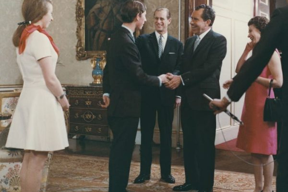 Vetado pela Rainha Elizabeth, Documentário da BBC sobre a Família Real vaza no Youtube