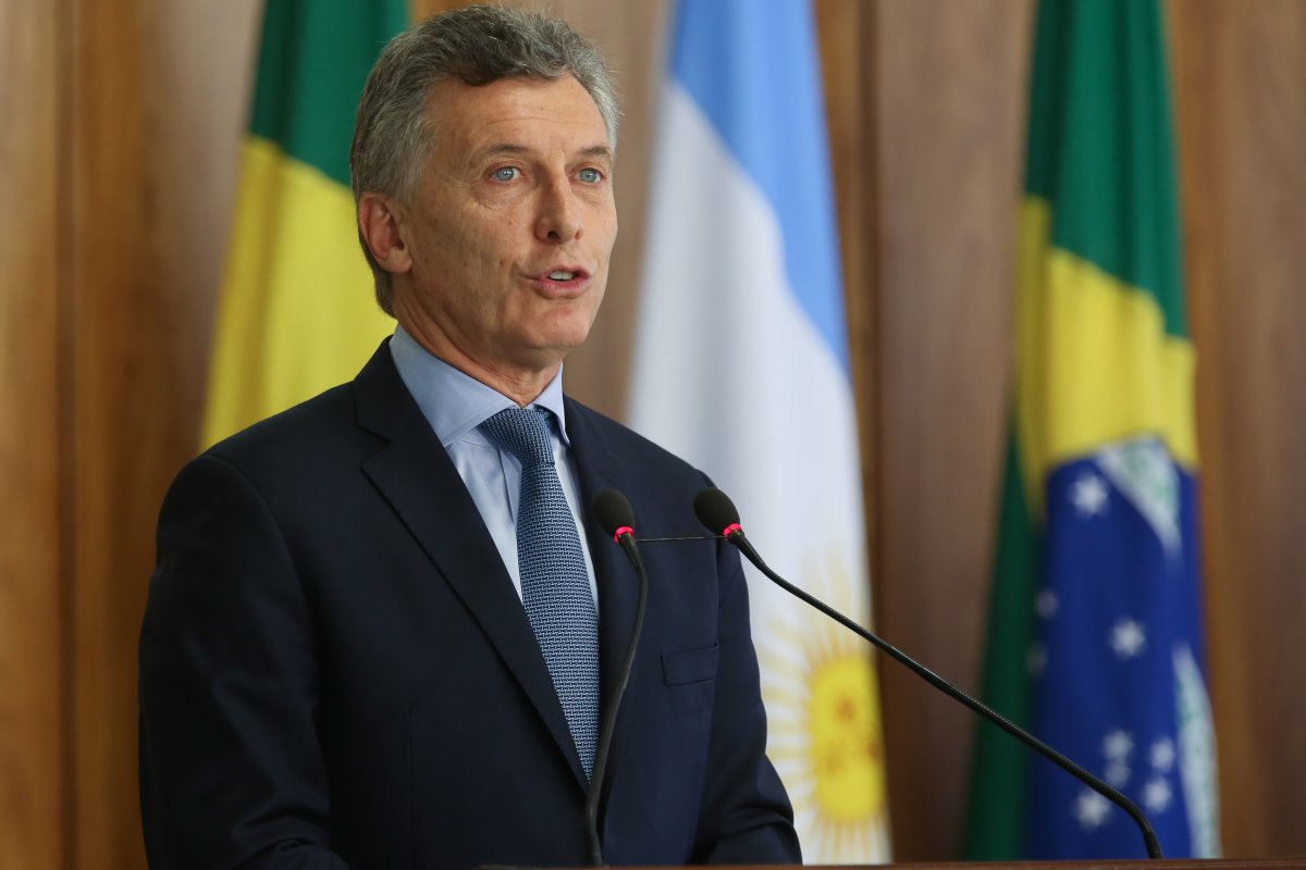 Presidente Maurício Macri retira impostos sobre alimentos da cesta básica