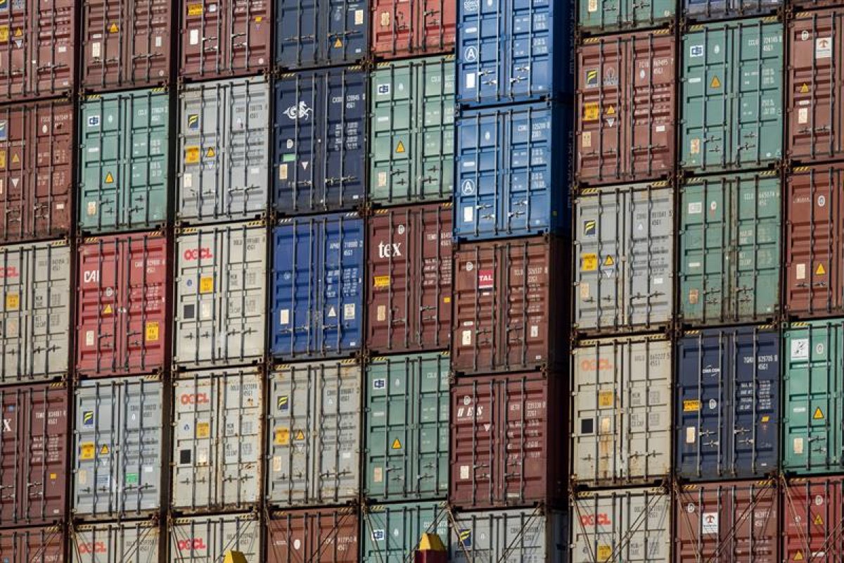 Importações de bens de capital caem 3,5% de janeiro a novembro de 2020