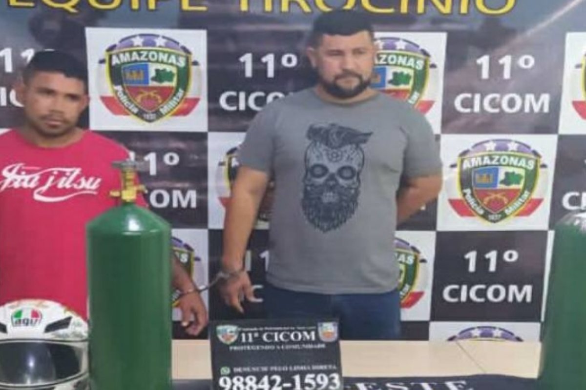 Dupla é presa após pintar extintores de incêndio para vender como cilindros de oxigênio em Manaus