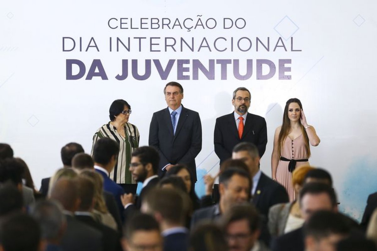 Governo Federal apresenta projeto para estimular empreendedorismo nos jovens em espaços comunitários 