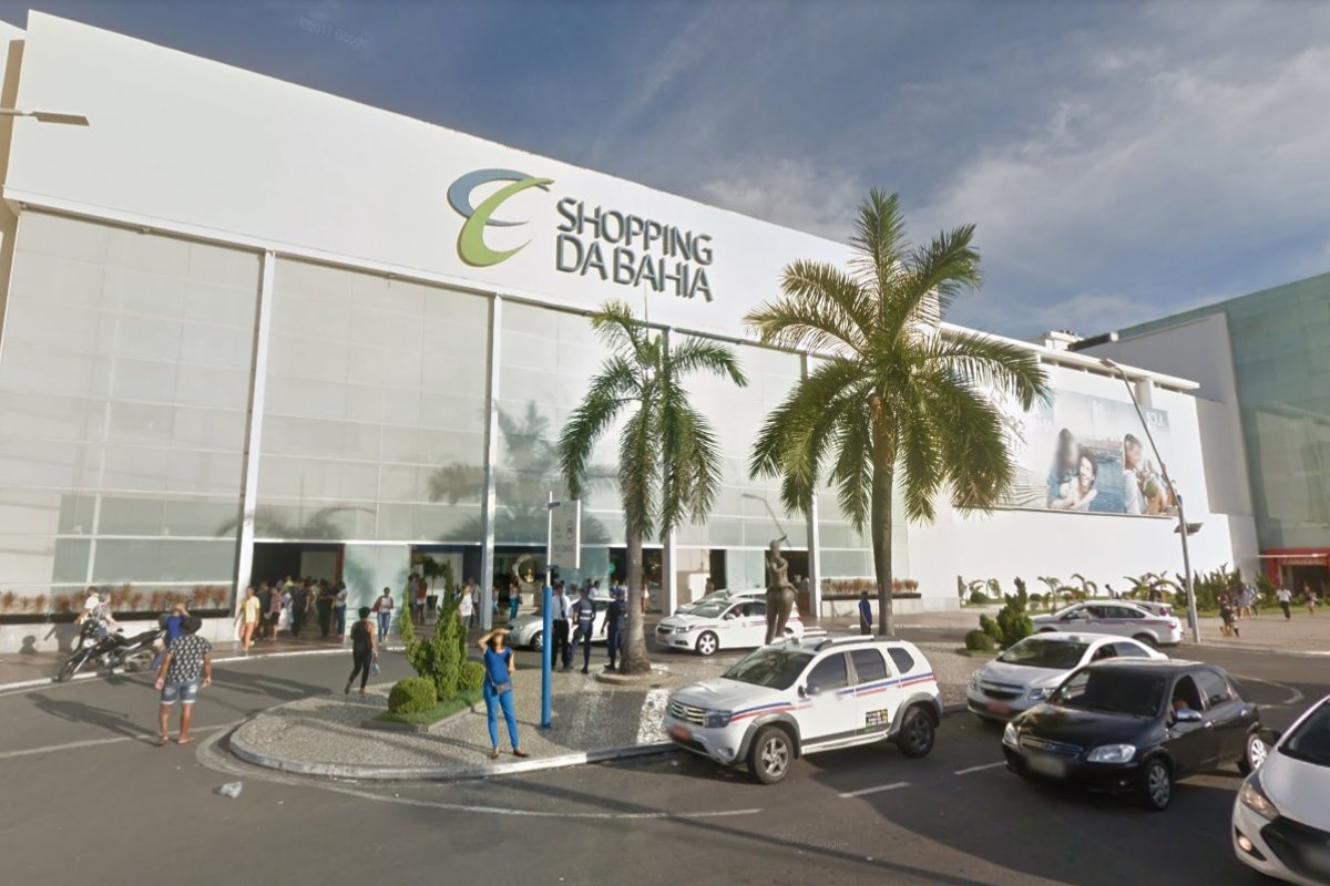 Ministério Público oferece serviços gratuitos em shopping de Salvador