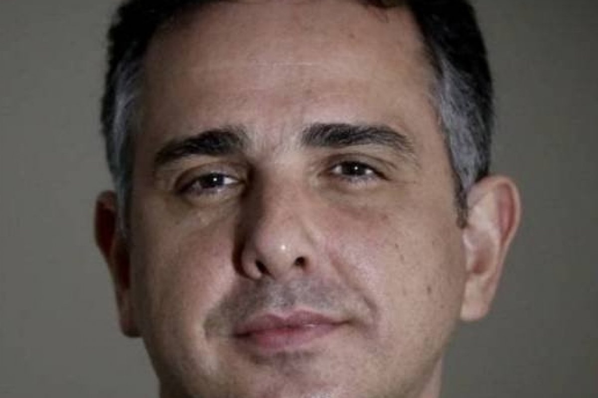 Rodrigo Pacheco é eleito presidente do Senado Federal