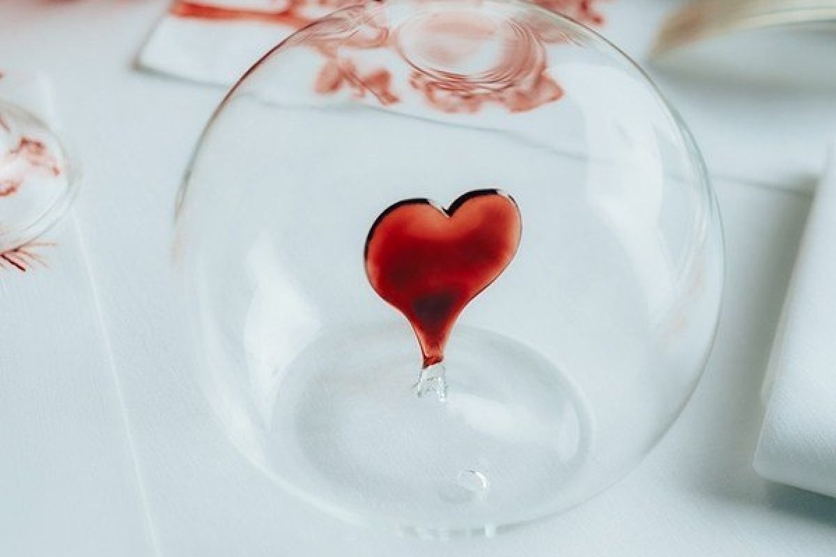 Dior lança coleção para casa inspirada no ‘Valentine’s Day’