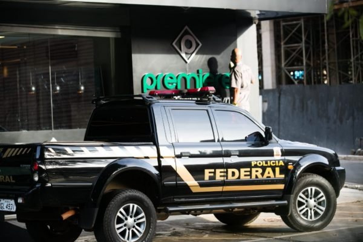 Polícia Federal investiga suspeita de tráfico internacional de drogas com uso de aviões da FAB