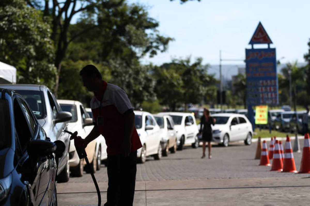 ANP revela que preço médio do etanol sobe em 19 estados e no Distrito Federal