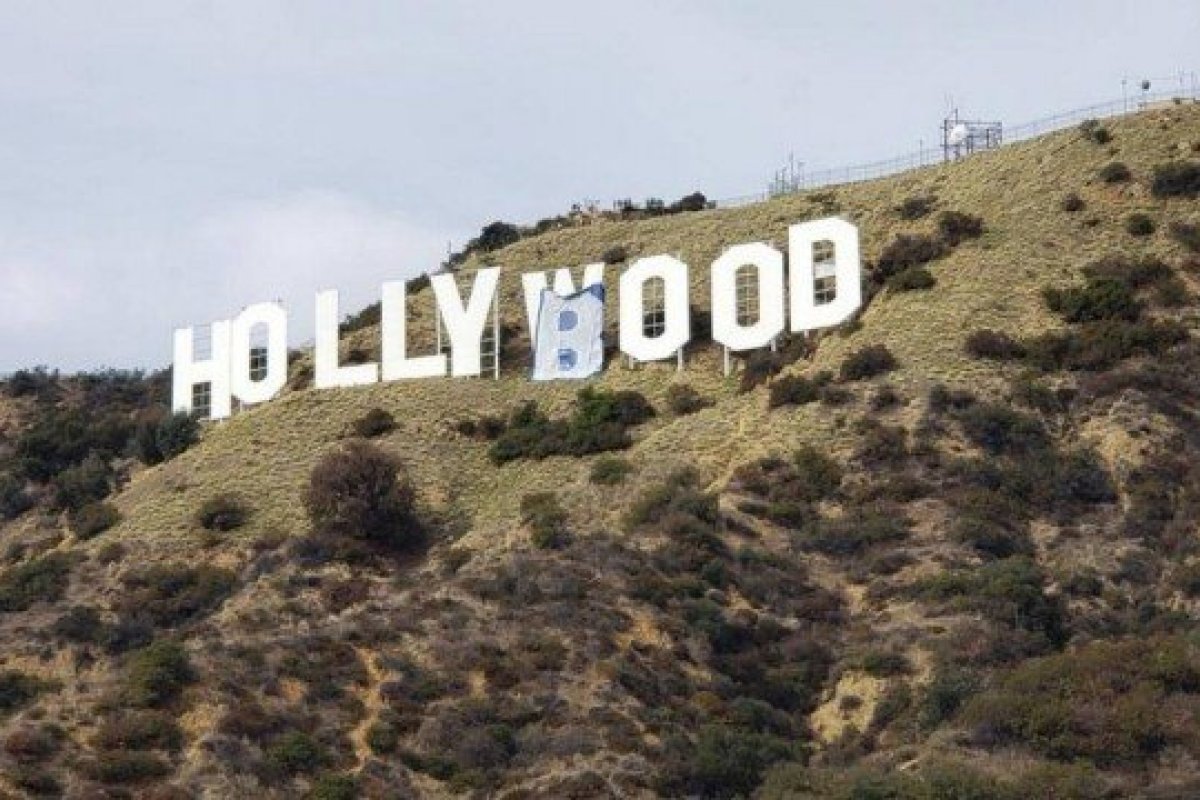 Seis pessoas são presas após mudar letreiro de Hollywood