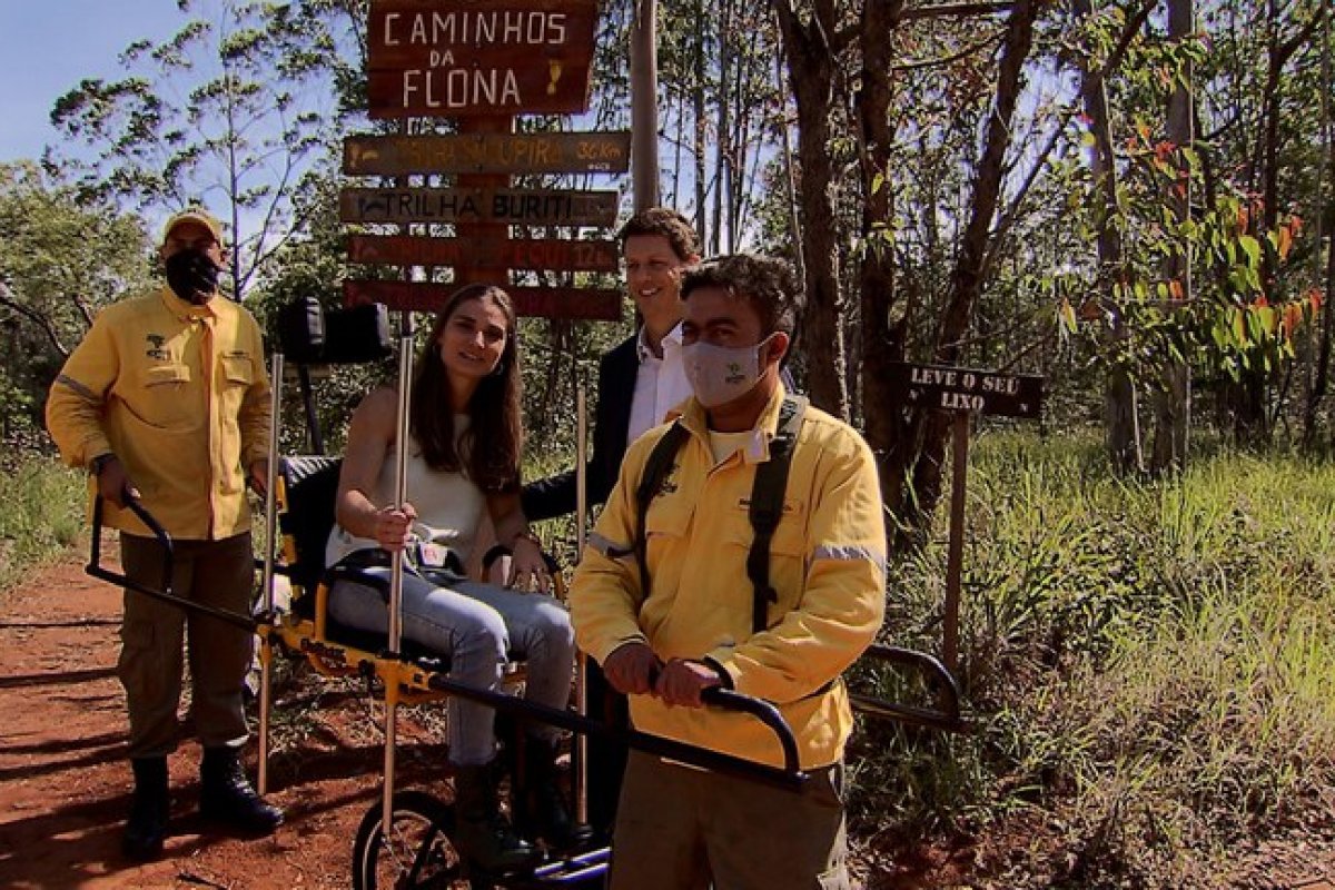 Governo Federal entrega cadeiras de rodas adaptadas para a prática de ecoturismo