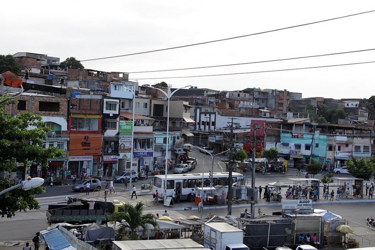 Homem morre eletrocutado dentro de casa no bairro de Plataforma
