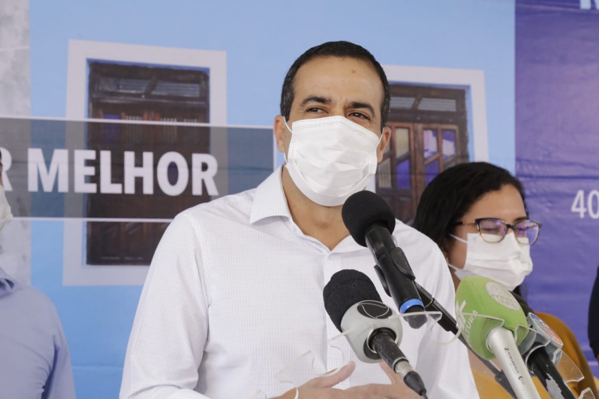 Idosos com 85 anos ou mais começam a ser vacinados nesta segunda (8)