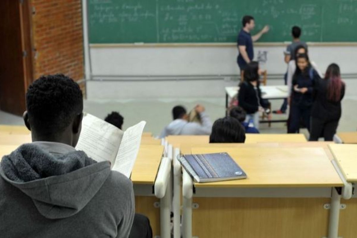 Edital prevê investimento de R$ 4 milhões para internacionalização de universidades brasileiras