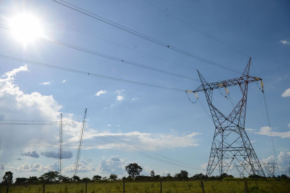 Senado vota MP que pretende controlar aumentos na conta de luz nesta quinta-feira (4)