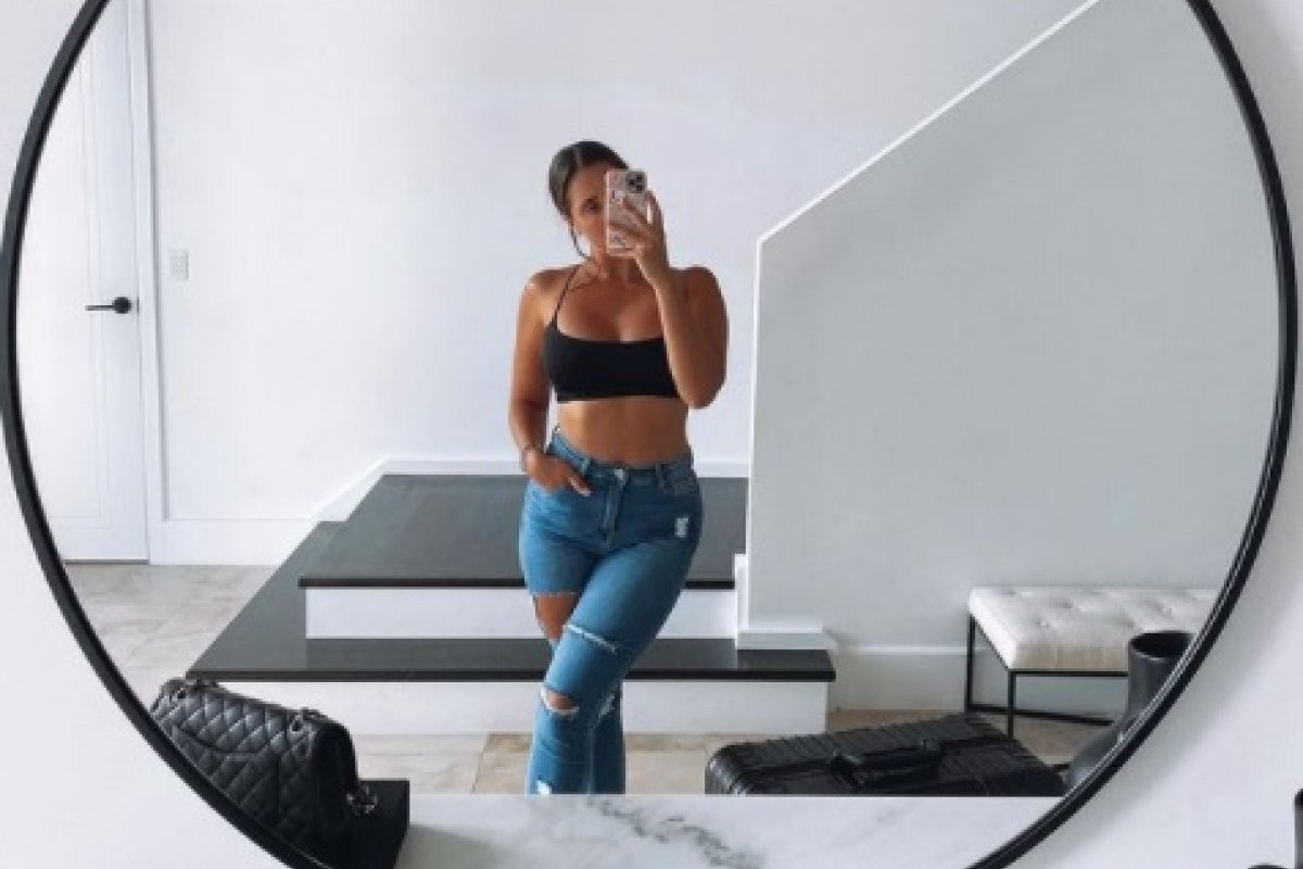 Com roupa "indecente demais para voar", modelo é impedida de embarcar em avião na Austrália