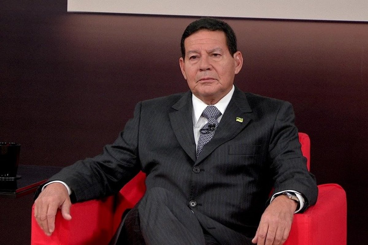 “Número um é orçamento”, comenta Mourão sobre prioridades do governo sugeridas para Câmara e Senado