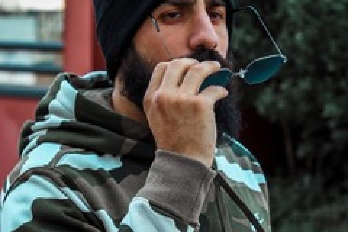 Kaysar estreia na carreira musical com a música “Fogo no Parquinho”