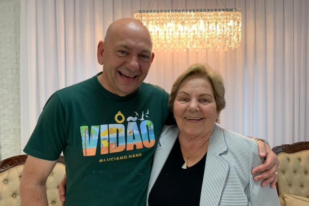 Mãe de Luciano Hang morre vítima de covid-19