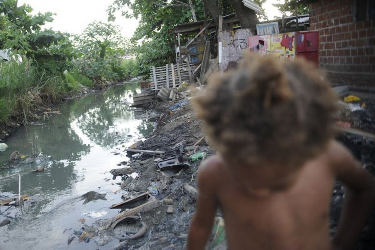 Brasil registra 2 milhões de novos pobres em janeiro após fim do Auxílio Emergencial