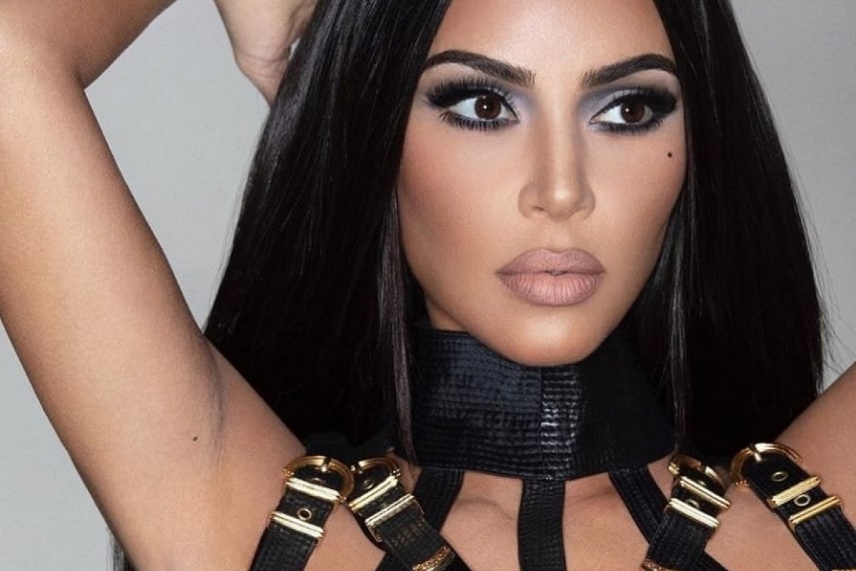 Socialite Kim Kardashian está entre as celebridades com mais seguidores falsos no Instagram