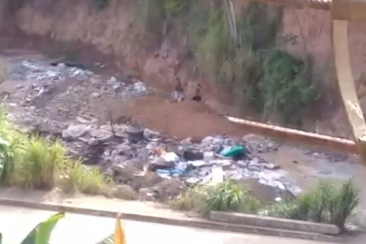 Vídeo: Presos fogem do Complexo Penitenciário da Mata Escura, em Salvador