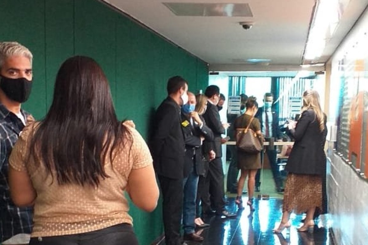 Representantes do setor de eventos se reúnem com o presidente da Câmara nesta terça (9)