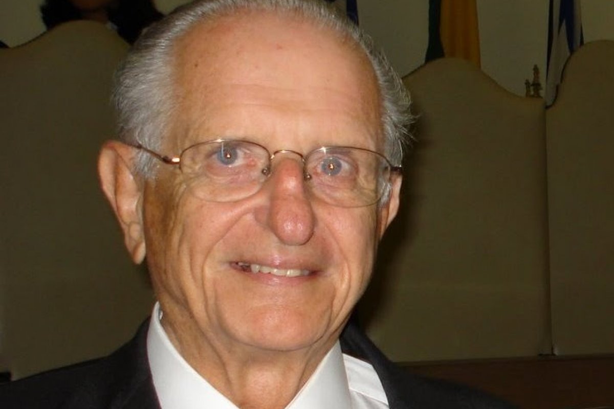 Ex-governador da Bahia, Roberto Santos morre aos 95 anos