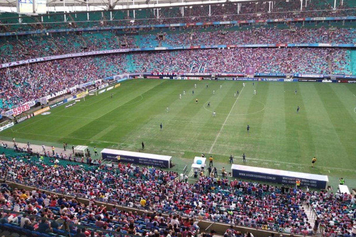 Na Fonte Nova, Bahia vai perdendo para o Goiás