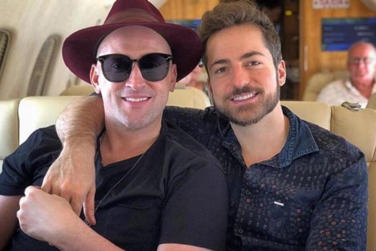 Paulo Gustavo e marido anunciam a chegada dos filhos Romeu e Gael