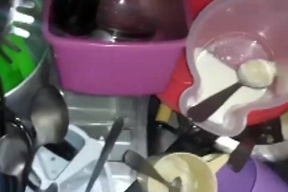 Moradores da cidade de Cristópolis relatam falta água há seis dias