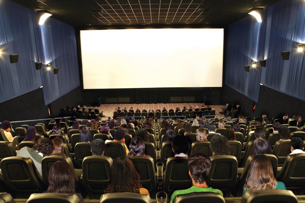 Cinemas tem até janeiro para garantir acessibilidade para cego e surdo