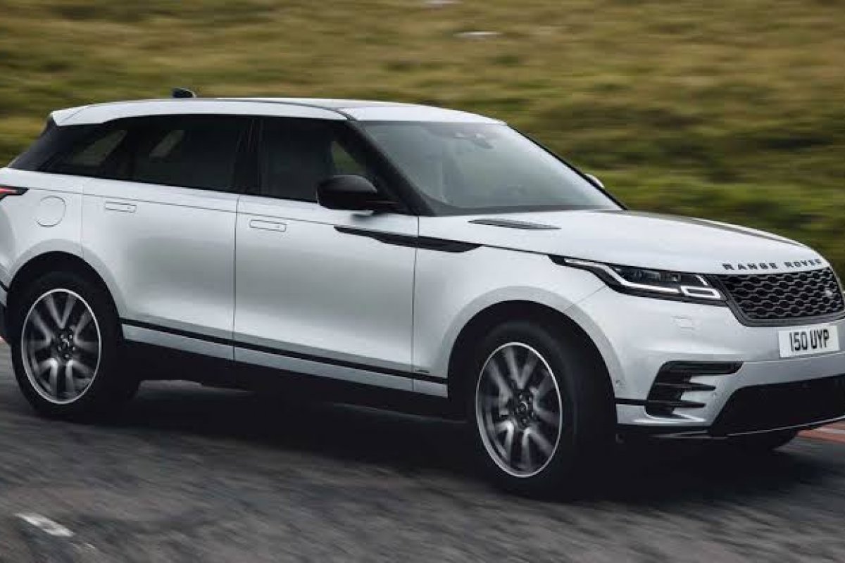 Range Rover Velar chega à 2021 com novo motor e mais tecnologia