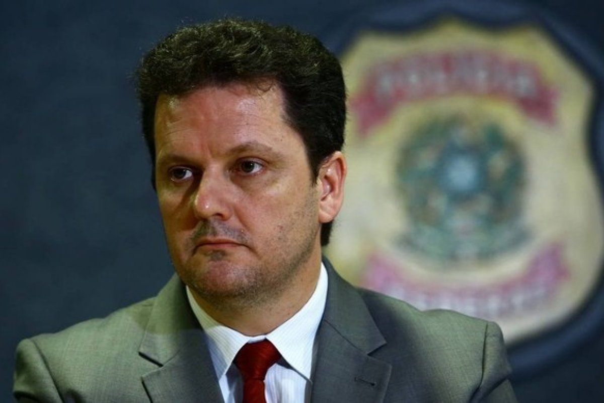 Braga Netto dispensa delegado Romário de Paula da cúpula da PF