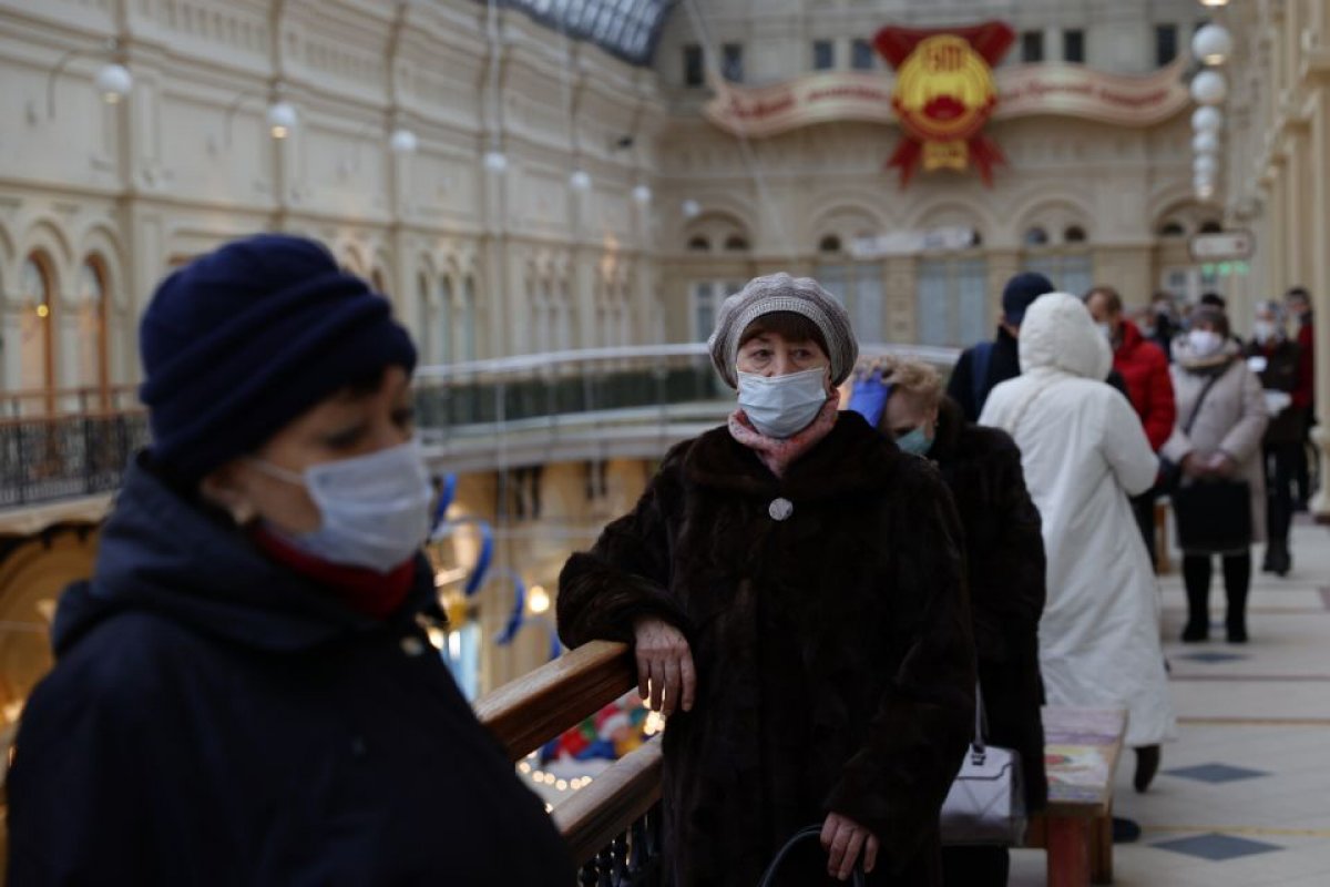 Campanha de vacinação contra covid-19 em Moscou, na Rússia, dará sorvete de graça