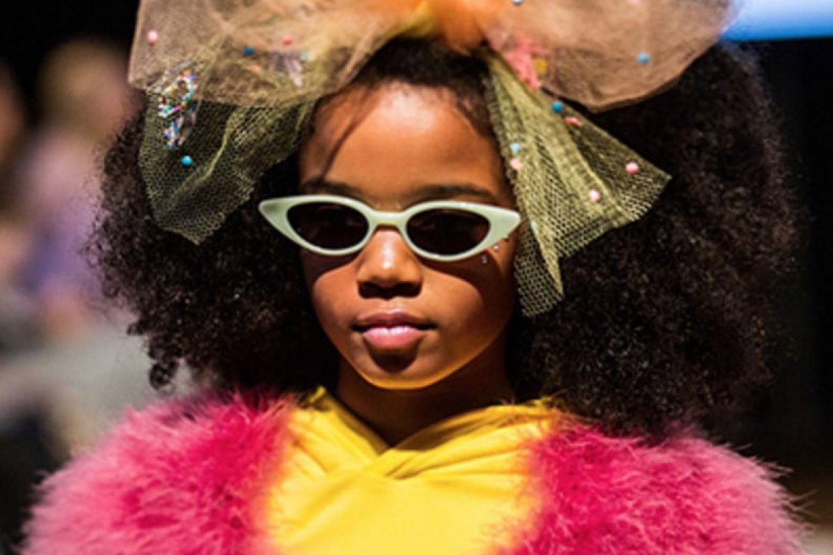 Semana da Moda de Londres terá desfiles virtuais de moda infantil