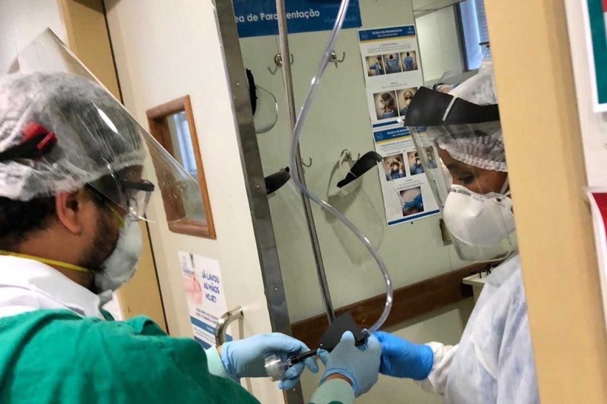 Covid-19 Pesquisadores brasileiros comprovam presença do vírus no ar