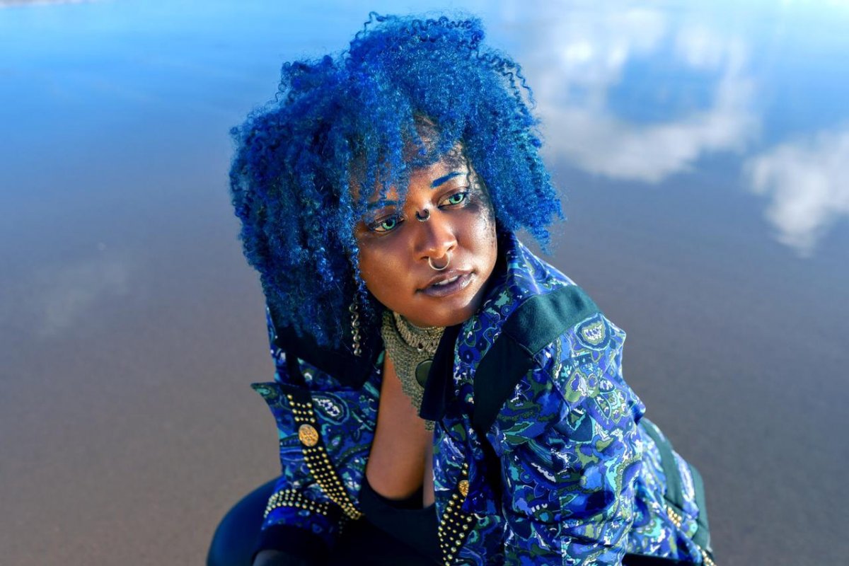 Primeiro álbum de Suyá chega às plataformas digitais