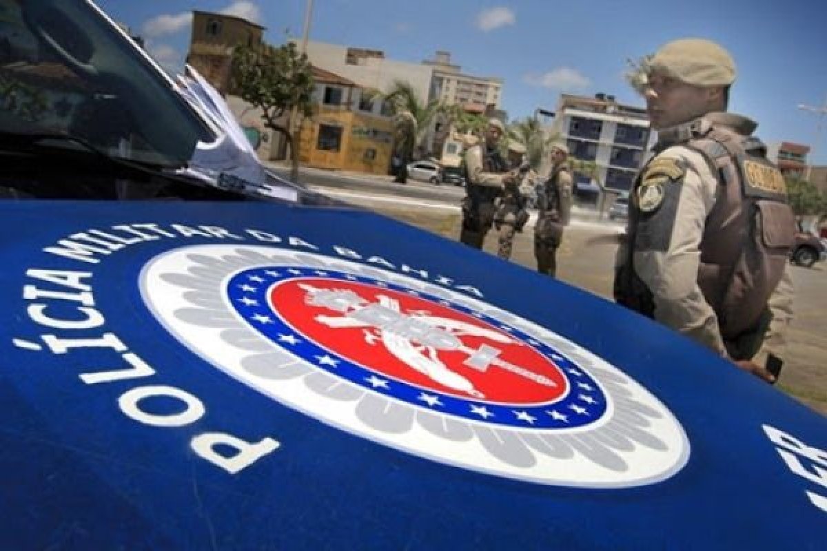 Homens são baleados durante festa no bairro de Fazenda Coutos, em Salvador