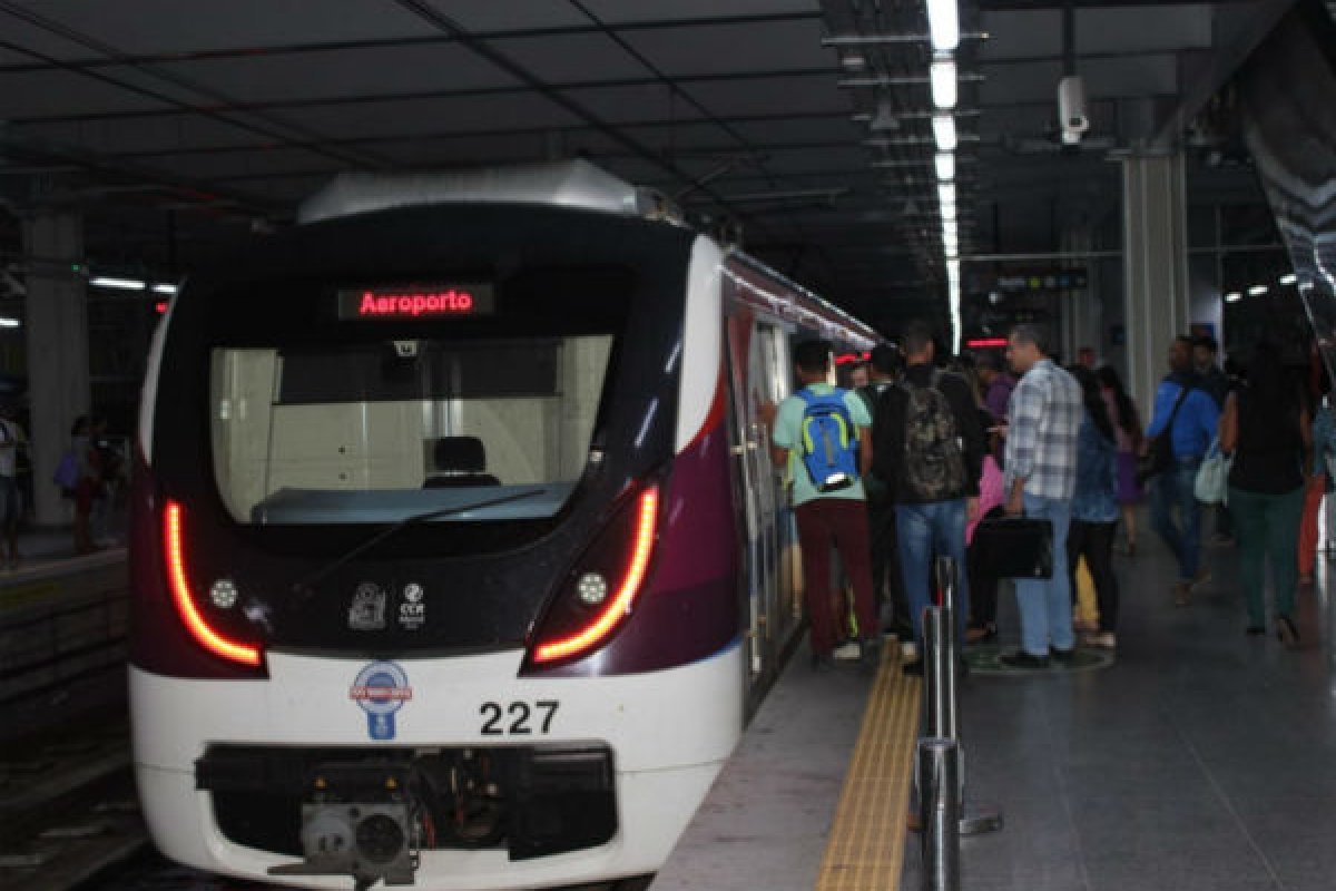 CCR Metrô abre seleção para vagas em manutenção de rede aérea