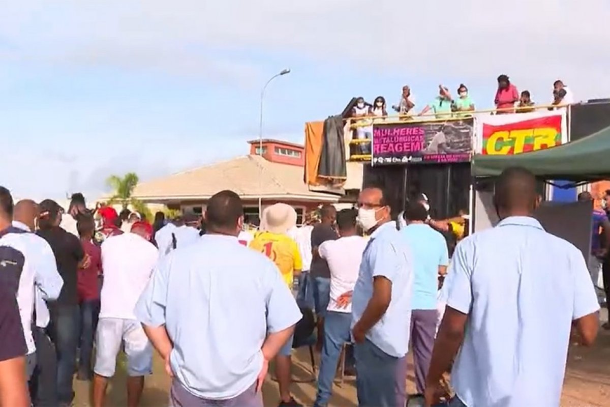 Metalúrgicos da Ford se reúnem para discutir próximos passos da negociação coletiva