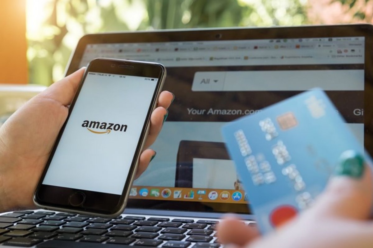 Amazon contrata desenvolvedores para lançamento de moeda digital, diz site