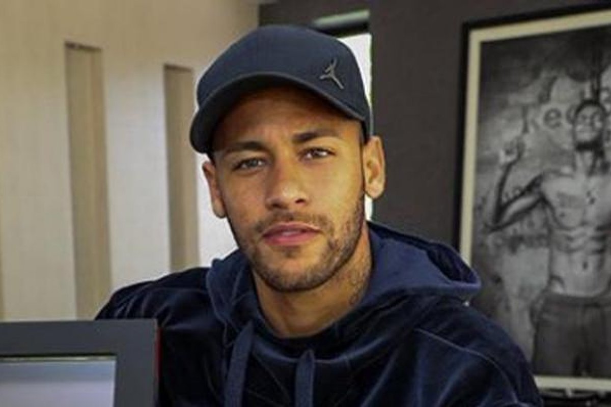 Ídolo do PSG detona Neymar Jr.:''Cospe na camisa e nos torcedores''