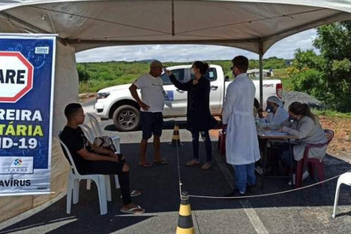 Oito cidades da Bahia não registram novos casos de Covid-19 há quase 15 dias