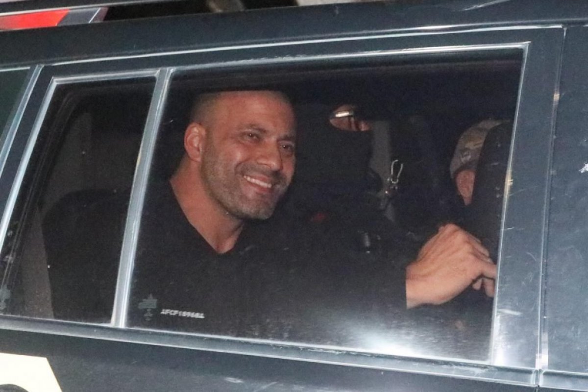 PSL repudia ataques de Daniel Silveira e deve expulsar parlamentar da legenda