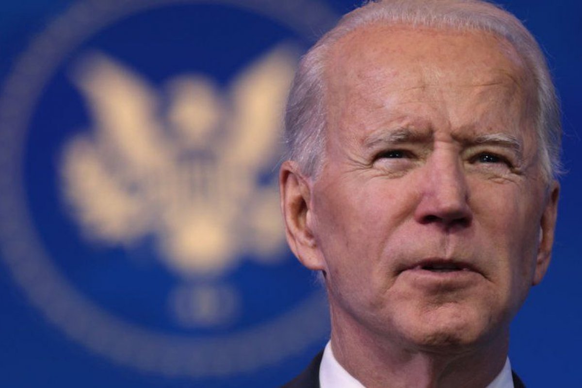Biden afirma que todos os americanos serão imunizados até julho